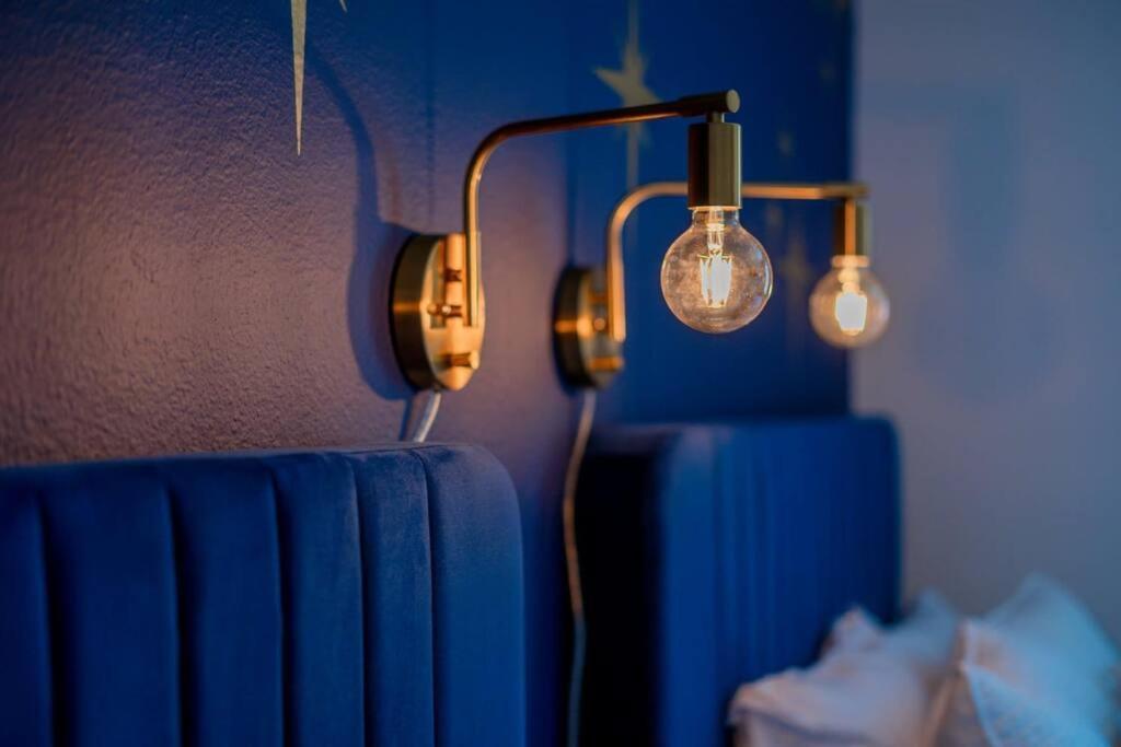 Fab Phx Getaway W/ Pool & Fire Pit Villa Phoenix Buitenkant foto
