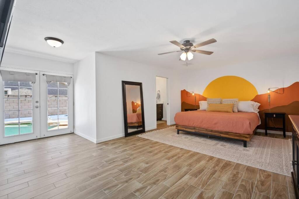 Fab Phx Getaway W/ Pool & Fire Pit Villa Phoenix Buitenkant foto